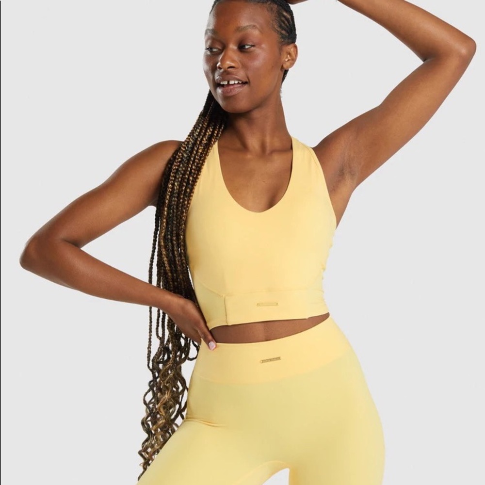 Gymshark Whitney Simmons crop tank (pollen)